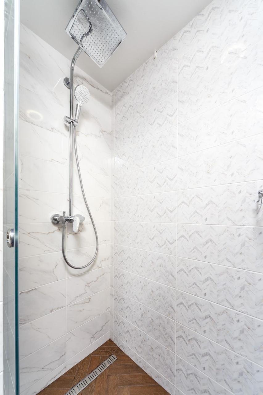 Green Apartment Λβιβ Εξωτερικό φωτογραφία